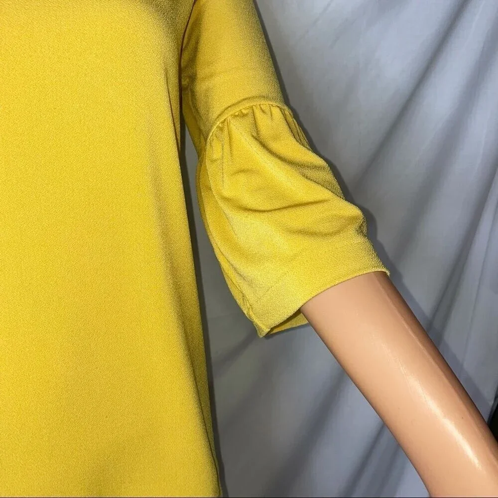 Banana Republic blouse loose fitting blouse Mustard yellow SZ S bell sleeve